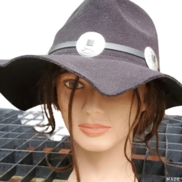 Black Felted  Rodeo Conch hat - Picture 3 of 10